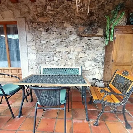 Semesterbostad Casa Florentino Casa Centenaria Torre Val De San Pedro