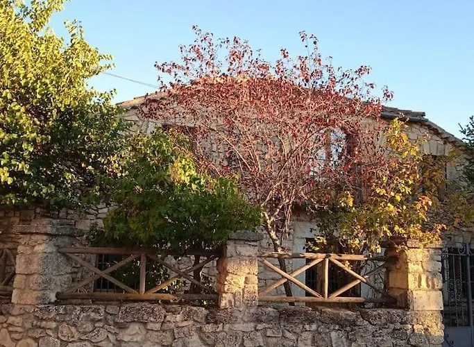 Casa Florentino Casa Centenaria Holiday home *