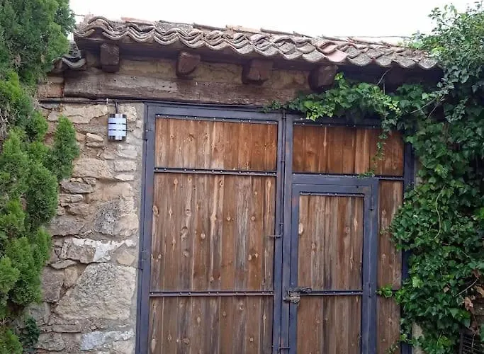 Holiday home Casa Florentino Casa Centenaria Torre Val De San Pedro